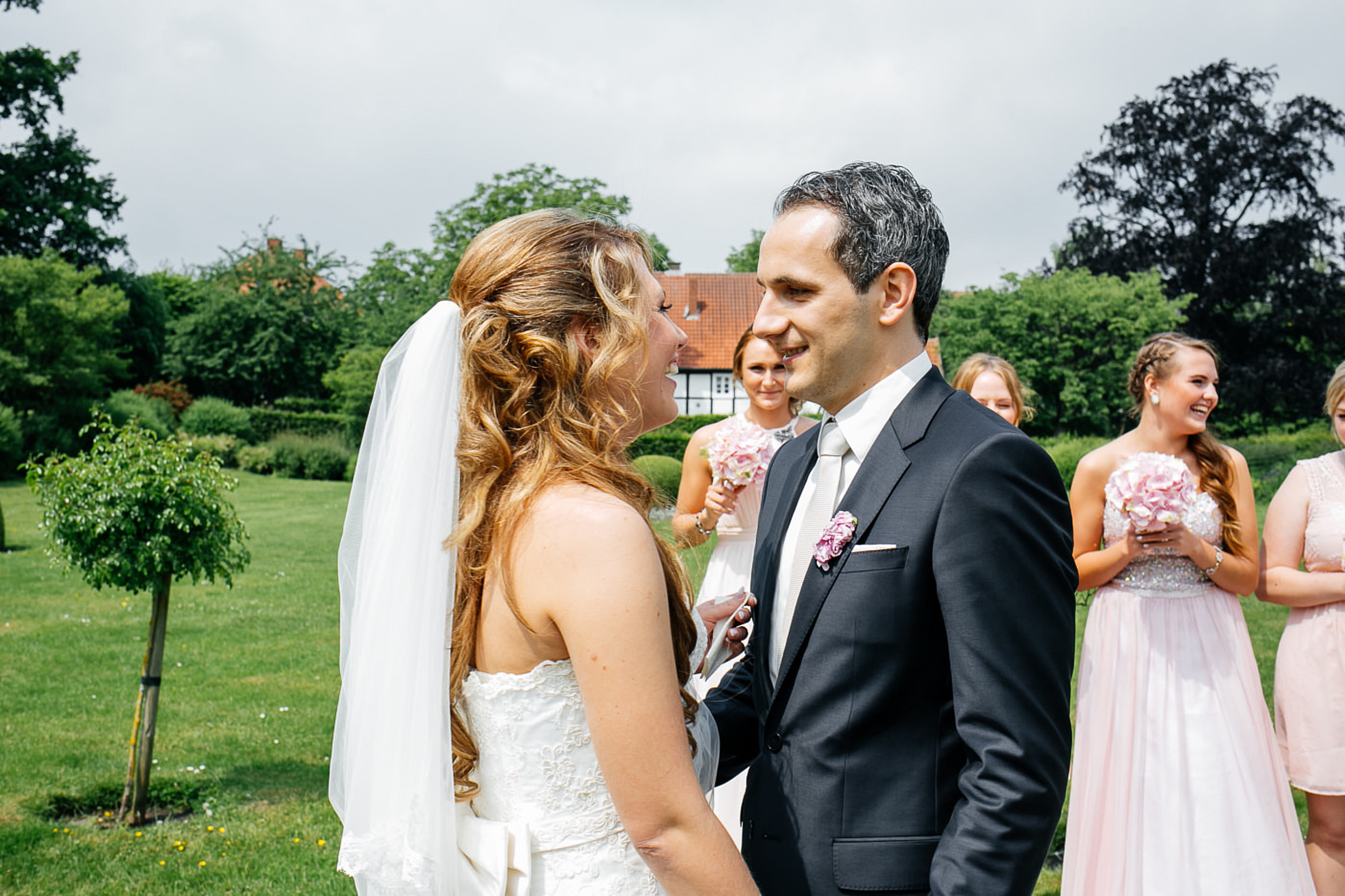 First Look, Br&auml;utigam und Braut.